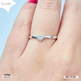 ANEL PRATA 925 FIO LISO C/ CORAÇÃO MICROZIRCONIAS  - 22/23