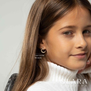 BRINCO LUA MICROZIRCÔNIAS C/ ESTRELA NA BASE - 15MM - Dourado