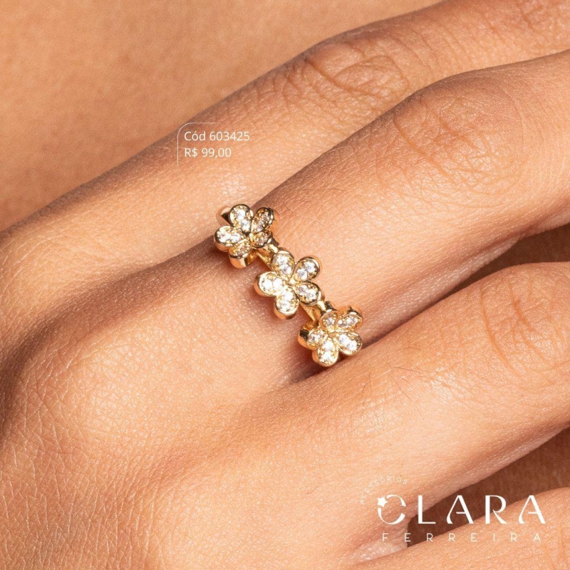 ANEL C/ 3 FLORES MICROZIRCÔNIAS - 7MM - Dourado