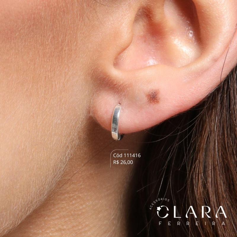 BRINCO ARGOLINHA CLICK LISA - 11X2MM - Banho de Prata