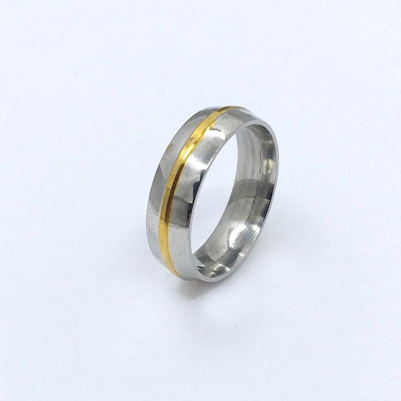 ANEL ALIANÇA AÇO INOX ANATÔMICA ABAULADA 6MM C/ 1 FIO DOURADO - Número 18/19