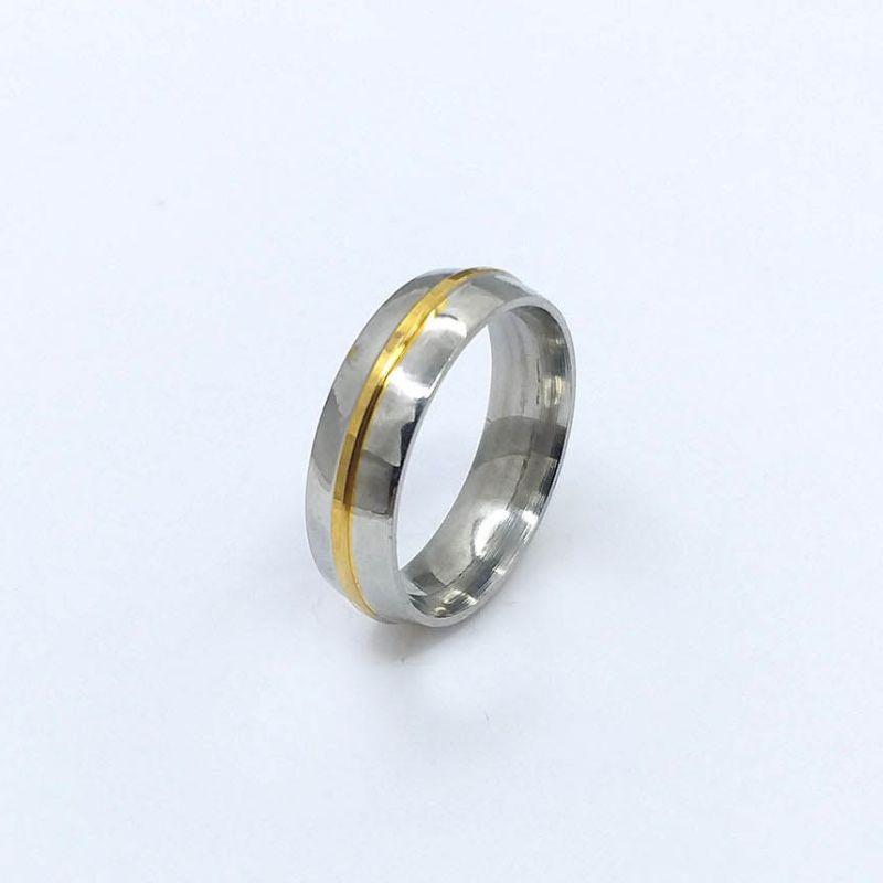 ANEL ALIANÇA AÇO INOX ANATÔMICA ABAULADA 6MM C/ 1 FIO DOURADO - Número 28/29