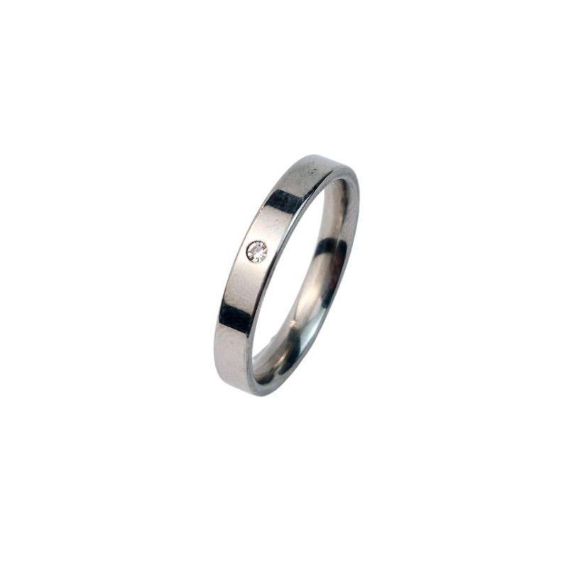 ANEL ALIANÇA AÇO INOX ANATÔMICA RETA 4MM C/ 1 ZIRCONIA - Número 28/29