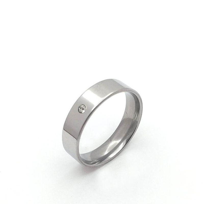 ANEL ALIANÇA AÇO INOX ANATÔMICA RETA 6MM C/ 1 ZIRCONIA - Número 16/17