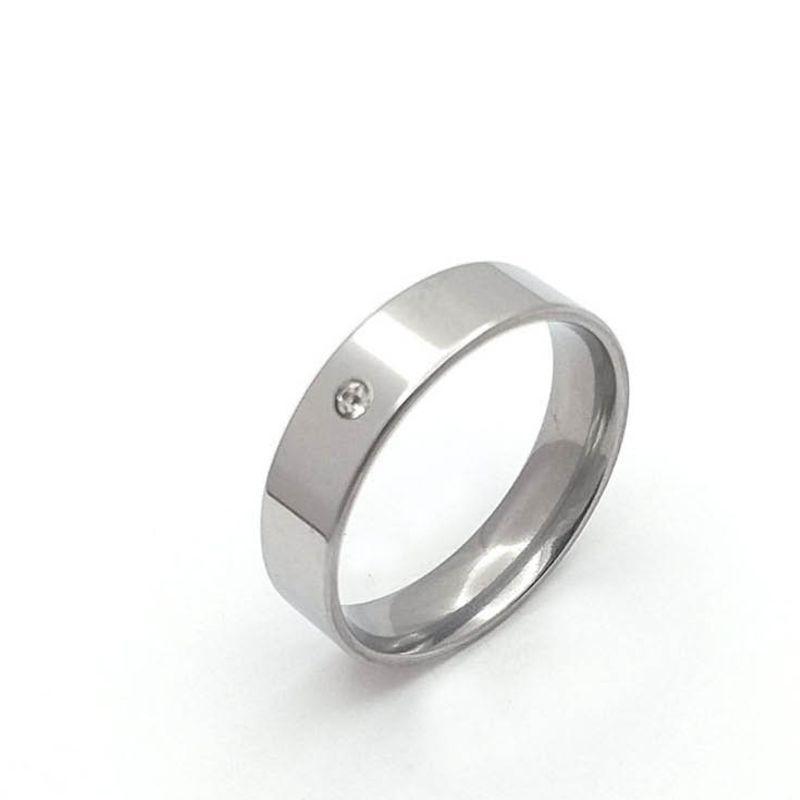 ANEL ALIANÇA AÇO INOX ANATÔMICA RETA 6MM C/ 1 ZIRCONIA - Número 26/27