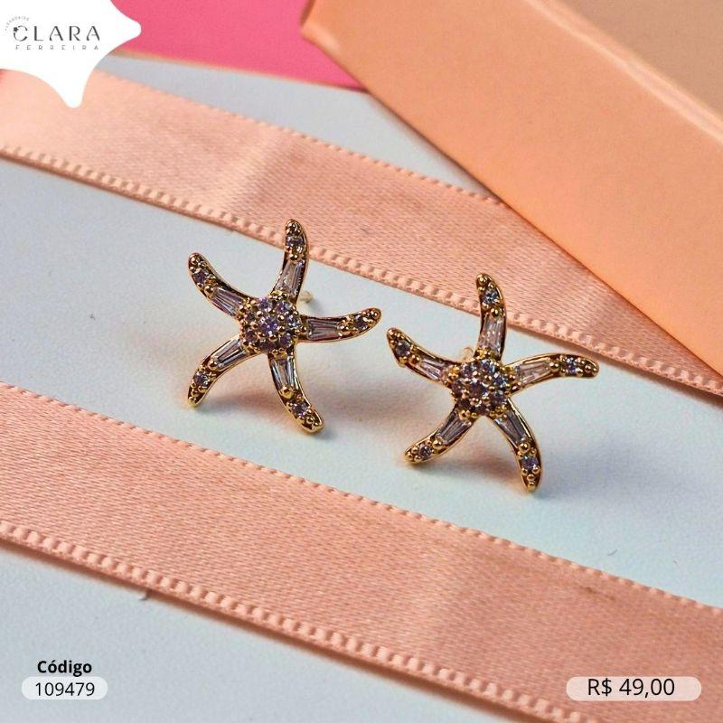 BRINCO ESTRELA DO MAR MICROZIRCONAS BAGUETE C/ MEIO MICROZIRCONIAS  - 14MM - Dourado