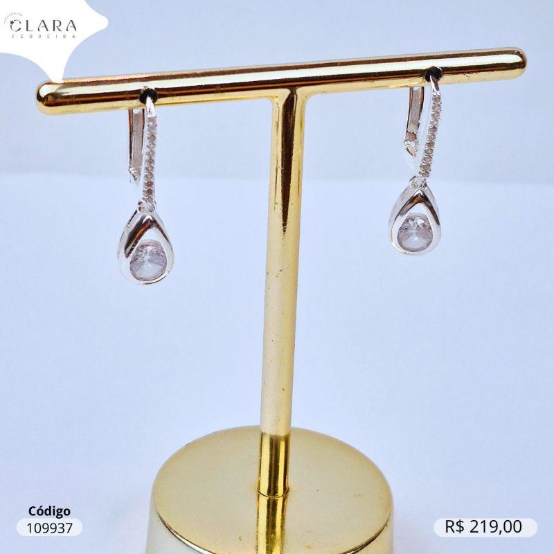 BRINCO PRATA 925 ARGOLA CLICK C/ 1 ZIRCÔNIA REDONDA 4MM CAIXA FUNDIDA E 1 GOTA 11MM PENDURADA - 14X2MM