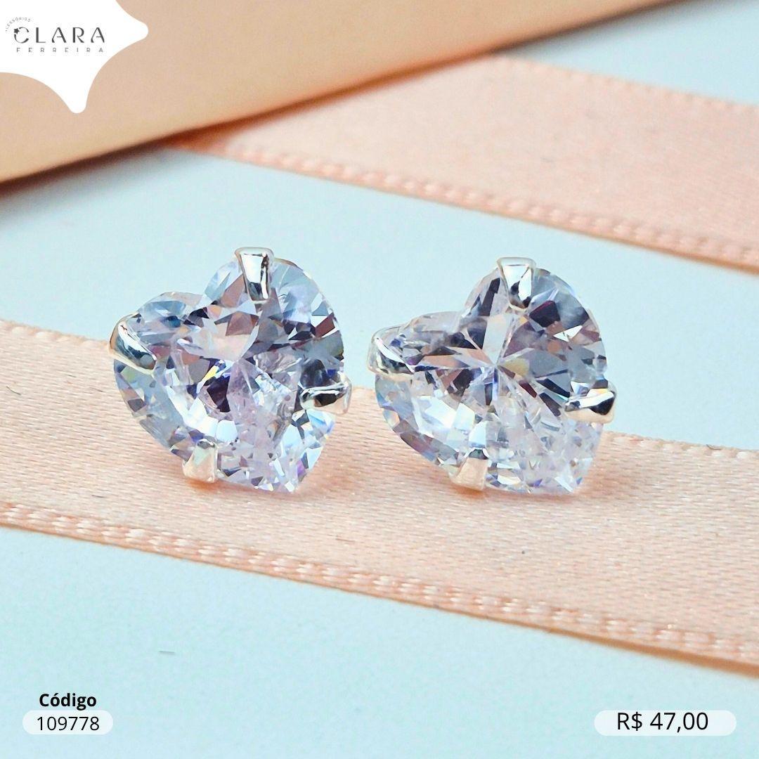BRINCO SOLITARIO ZIRCONIA CORAÇÃO 8MM BASE 4 GARRAS CAIXA BAIXA - Banho de Prata