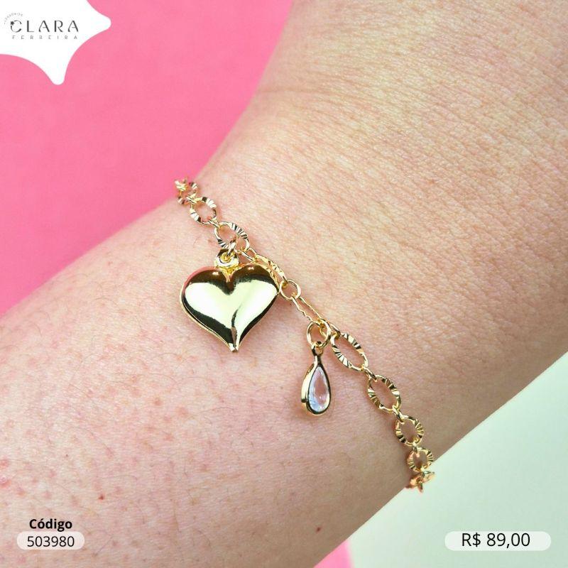 PULSEIRA ELOS JATEADOS 4MM C/ PINGENTE CORAÇÃO LISO 13MM E 1 TIFFANY GOTA 6MM PENDURADAS - 17MM - Dourado