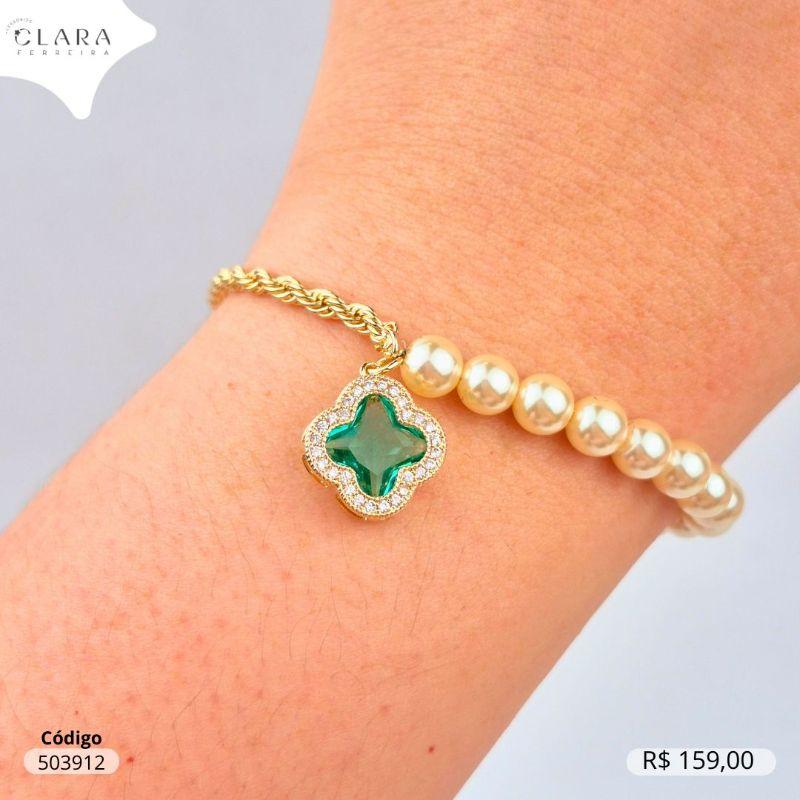 PULSEIRA 2 MALHAS, METADE PEROLAS E METADE CORDÃO BAIANO  C/ PINGETE TREVO VAN CLEEF ALHAMBRA COM MEIO ZIRCONIA VERDE ADORNADA MICROZIRCONIAS CAIXA FUNDIDA PENDURADO - 14MM - 17CM- EDIÇÃO LIMITADA - Dourado