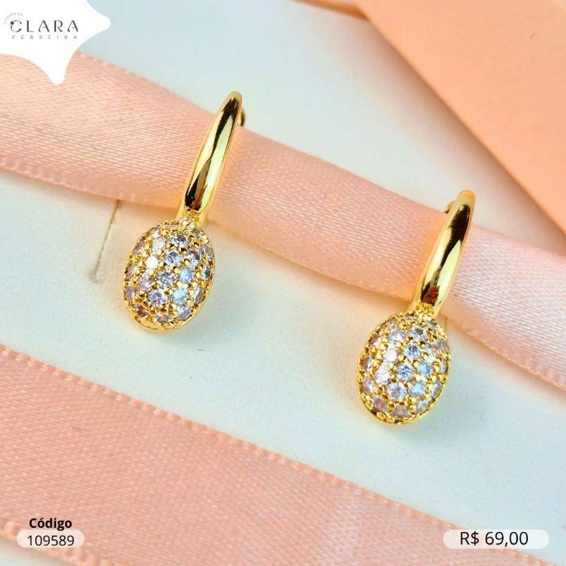 BRINCO ARGOLINHA CLICK GOTA LISA C/ CHUVEIRINHO OVAL MICROZIRCONIAS 9MM FIXO - 13X2MM - Dourado