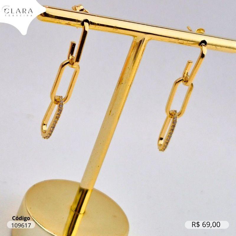 BRINCO FRANJA 3 ELOS CARTIER: 2 LISOS E 1 MICROZIRCONIAS - Dourado