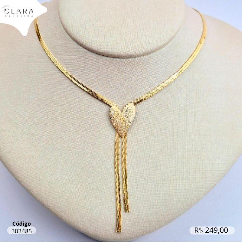 COLAR GRAVATINHA FITA C/ PINGENTE CORAÇÃO 19MM JATEADO FOSCO - 45CM - Dourado  -EDIÇÃO LIMITADA