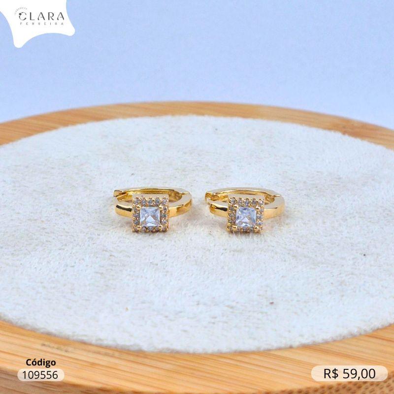 BRINCO ARGOLINHA CLICK COM ZIRCONIA QUADRADA 2MM ADORNADA MICROZIRCONIAS - 12X2MM - Dourado