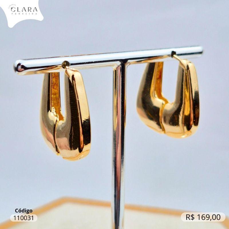 BRINCO ARGOLA CLICK GEOMÉTRICA LISA - LINHA ORGÂNICOS - 25X5MM - Dourado