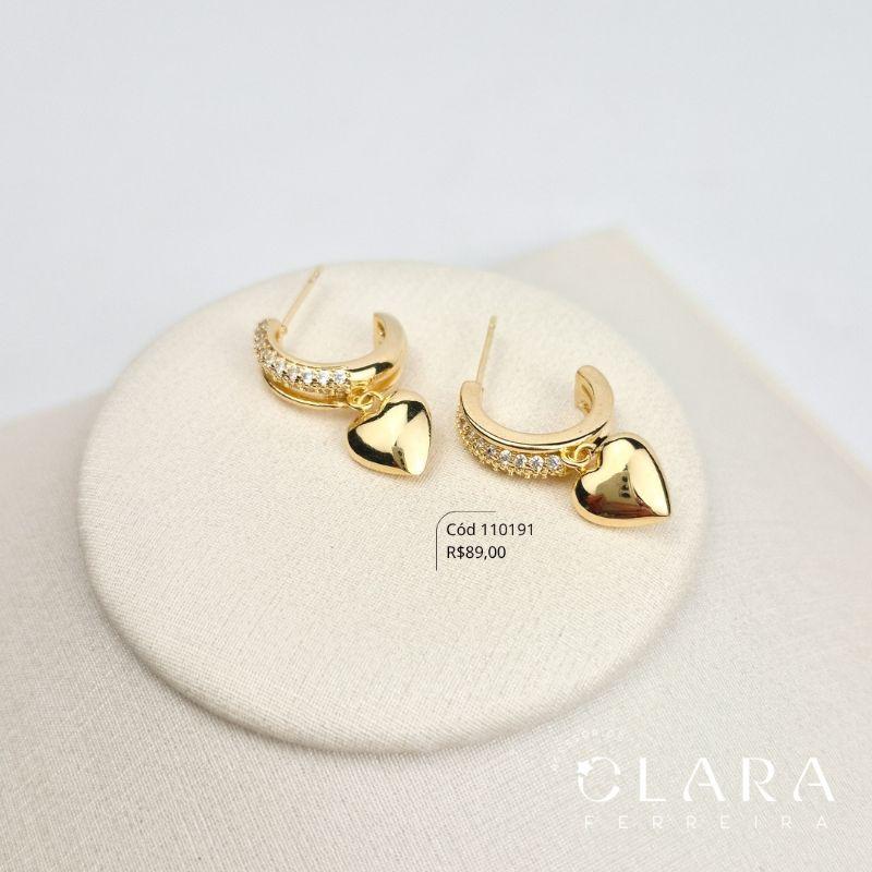 BRINCO ARGOLA 2 FIOS: 1 LISO E 1 C/ 2 FILEIRAS MICROZIRCÔNIAS E 1 CORAÇÃO LISO 9MM PENDURADO - EDIÇÃO LIMITADA - 16X5MM - Dourado - PEÇA VENDIDA