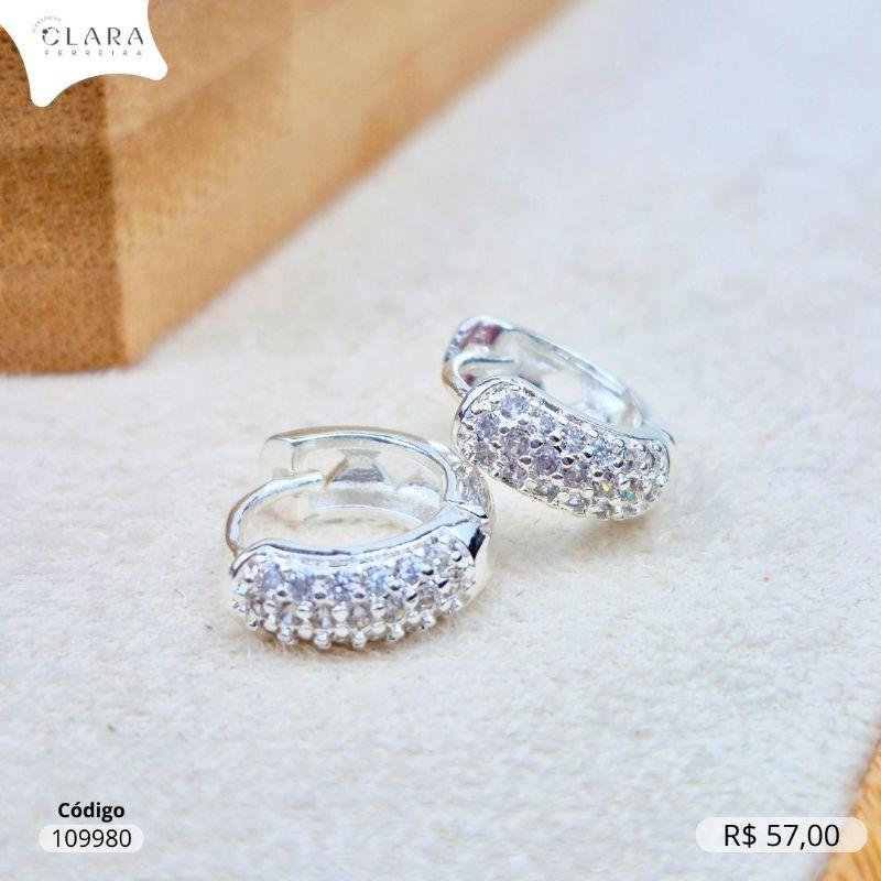 BRINCO ARGOLINHA CLICK 3 FILEIRAS MICRZORCÔNIAS C/ BORDAS LISAS - 12X4MM - Banho de Prata