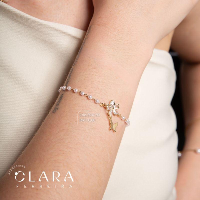 PULSEIRA ELOS C/ PÉROLAS, C/ FLOR COM PÉTALAS  ZIRCÔNIAS GOTA 5MM FIXA E BORBOLETA 8MM LISA PENDURADA - 17CM - Dourado
