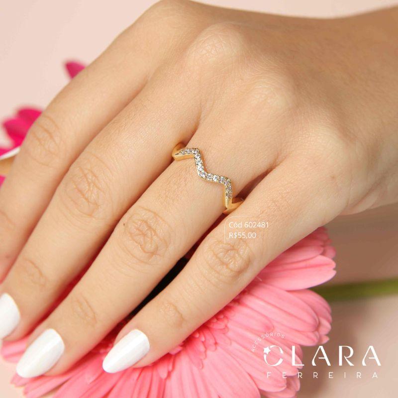 ANEL ONDULADO ZIG ZAG MICROZIRCONIAS - Dourado