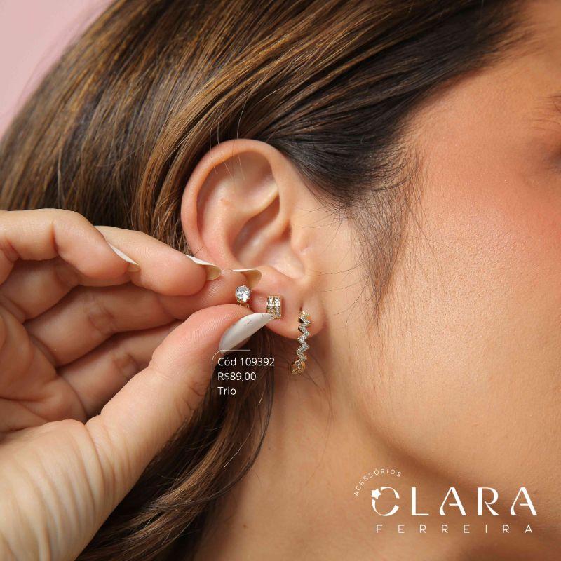 BRINCO KIT TRIO 3 BRINCOS MISTOS, 1 ARGOLA 1 FILEIRA MICROZIRCONIAS ZIG ZAG, 1 ARGOLINHA 2 FILEIRAS MICROZIRCONIAS E 1 PONTO DE LUZ ZIRCONIA REDONDA 3MM CAIXA COROA 6 GARRAS  - Dourado