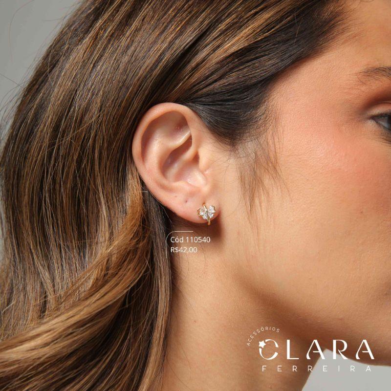 BRINCO SILHUETA C/ LAÇO ZIRCÔNIA GOTA - 11MM - PEÇA VENDIDA - Dourado