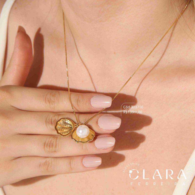 COLAR VENEZIANA C/ PINGENTE CONCHA DE MICROZIRCÔNIAS, C/ 1 PÉROLA 10MM DENTRO - EDIÇÃO LIMITADA - 18MM - 45CM - Dourado