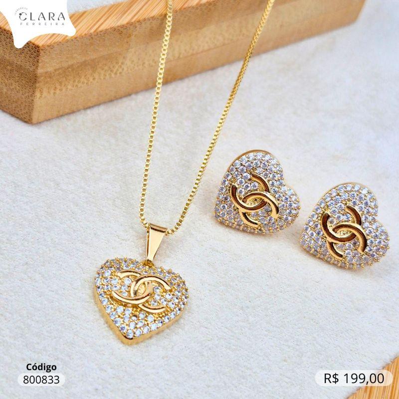 CONJUNTO VENEZIANA C/ PINGENTE E BRINCO CORAÇÃO MICROZIRCÔNIAS CHANEL  - 15MM - 45CM - Dourado