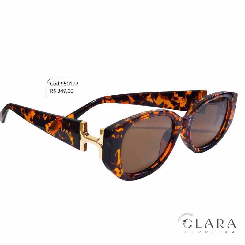 Óculos Solar QUADRADO ONÇA MARROM C/ ASTES DETALHE EM METAL  - INSPIRAÇÃO VERCACE - Lente Resina - JL82141-C2