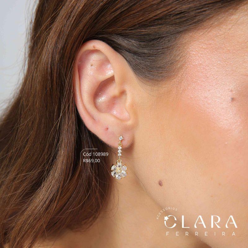 BRINCO FLOR PETALAS ZIRCONIAS GOTA PENDURADA FIO ZIRCONIAS REDONDAS - 10MM - Dourado