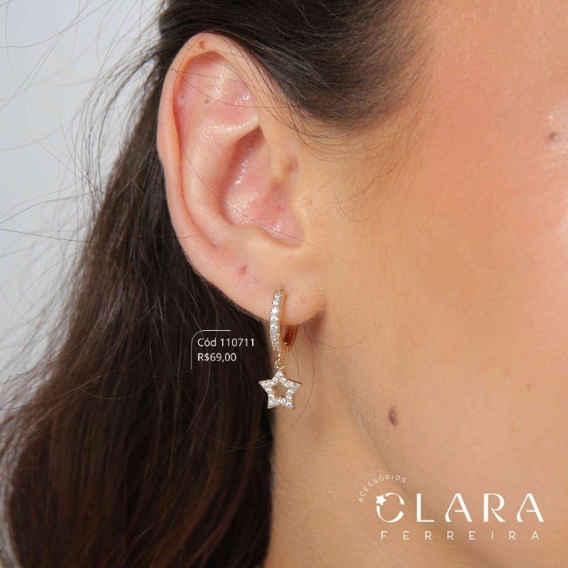 BRINCO INFANTIL ARGOLINHA CLICK 1 MICROZIRCÔNIAS C/ PINGENTE ESTRELA MICROZIRCÔNIAS PENDURADA 8MM - CLARINHA KIDS - 12X2MM - Dourado