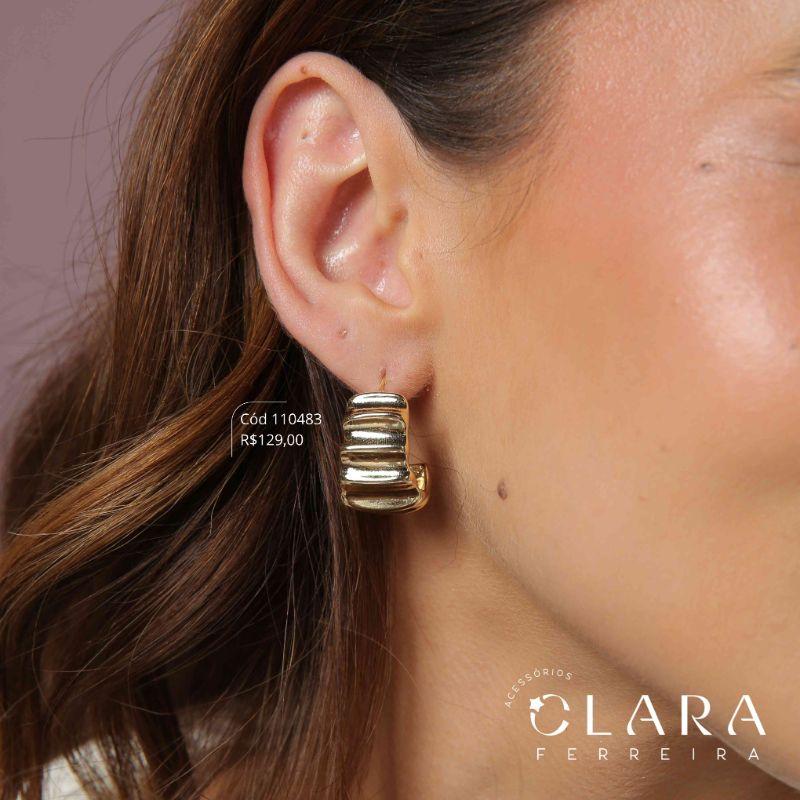 BRINCO SILHUETA LISA ONDULADA - LINHA ORGÂNICOS - 23MM - Dourado