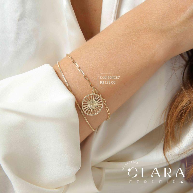 PULSEIRA DUPLA: 1 FIO VENEZIANA E 1 FIO ELOS CARTIER C/ MEDALHA ESPÍRITO SANTO VAZADA - 18MM  - 17CM - PEÇA VENDIDA -Dourado