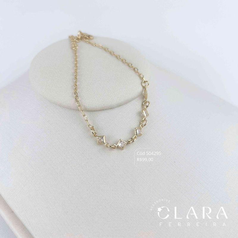 PULSEIRA ELOS CARTIER C/ DETALHE DE 5 TIFFANYS REDONDAS NO MEIO FIXAS - 3MM - 17CM - Dourado