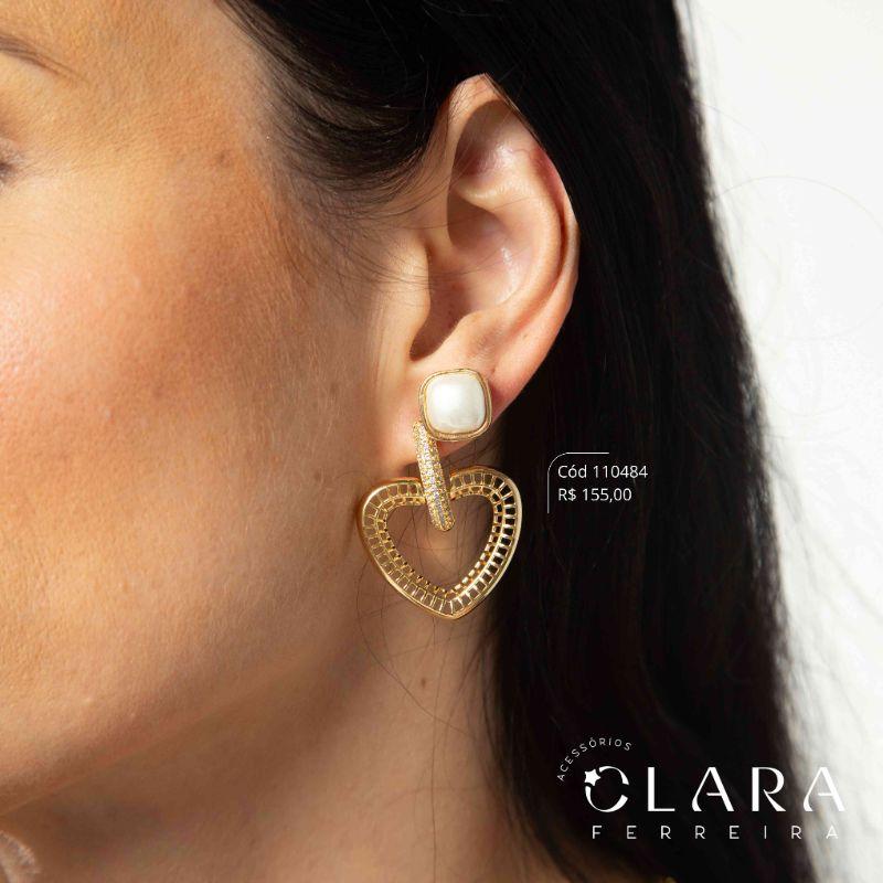 BRINCO CORAÇÃO 26MM VAZADO NA BASE 3 FILEIRAS MICROZIRCÔNIAS - EDIÇÃO LIMITADA - Dourado