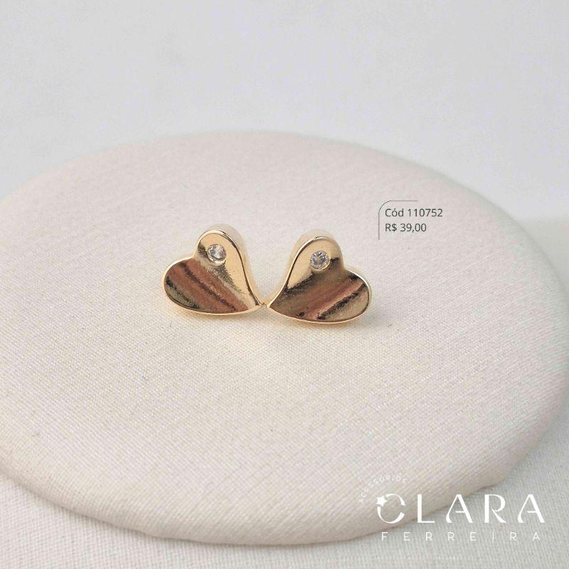 BRINCO CORAÇÃO LISO C/ 1 ZIRCÔNIA REDONDA  - 10MM - Dourado