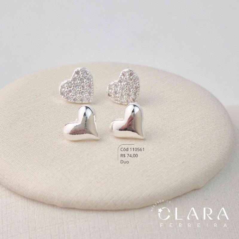 BRINCO KIT DUO CORAÇÕES: 1 CORAÇÃO MICROZIRCÔNIAS E 1 CORAÇÃO LISO  - EDIÇÃO LIMITADA - 8 E 9MM - Banho de Prata