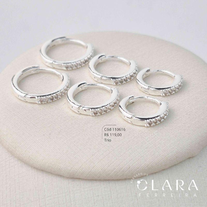 BRINCO KIT TRIO ARGOLINHA CLICK 1 FILEIRA MICROZIRCÔNIAS C/ BORDA PONTILHADA  - 11, 13 E 15X2MM - Banho de Prata