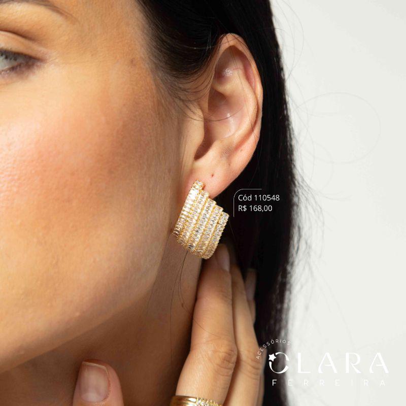 BRINCO SILHUETA 5 FILEIRAS ZIRCÔNIA BAGUETE - 30MM - EDIÇÃO LIMITADA - Dourado