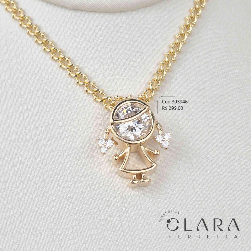 COLAR ELOS C/ PINGENTE MENINA VAZADA C/ ROSTO E CABELINHO ZIRCONIA - 23MM - 40CM - Dourado