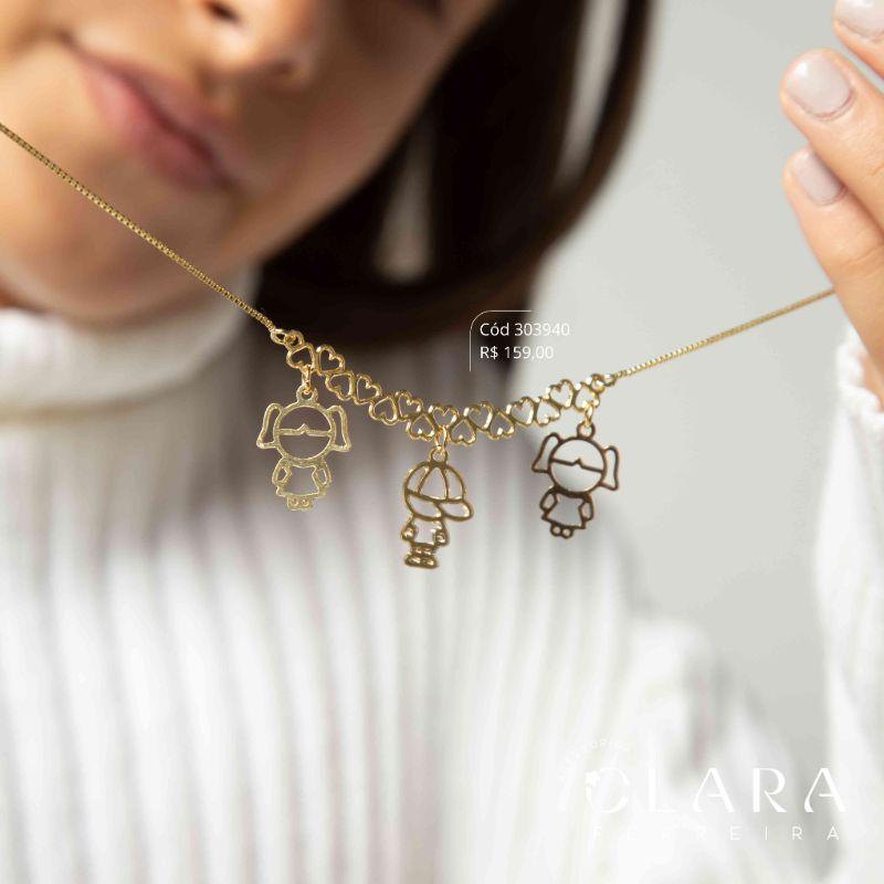 COLAR VENEZIANA C/ CANGA CORAÇÕES LISA C/ 2 MENINAS E 1 MENINO VAZADOS LISOS - PEÇA EXCLUSIVA - 18MM - 45CM - Dourado