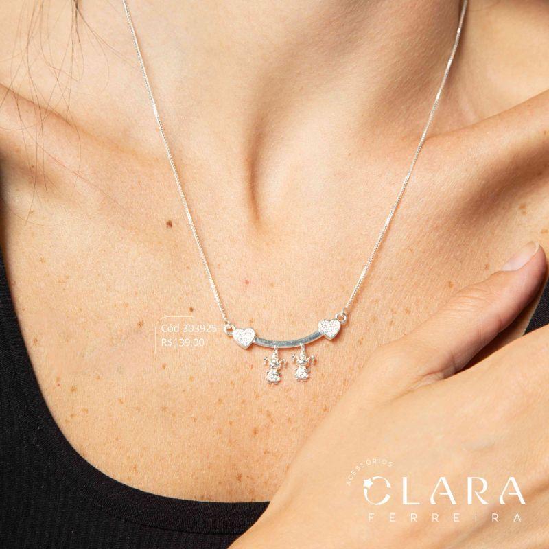 COLAR VENEZIANA C/ CANGA PONTAS CORAÇÕES MICROZIRCÔNIAS C/ 2 MENINAS - 9MM - 45CM - Banho de Prata