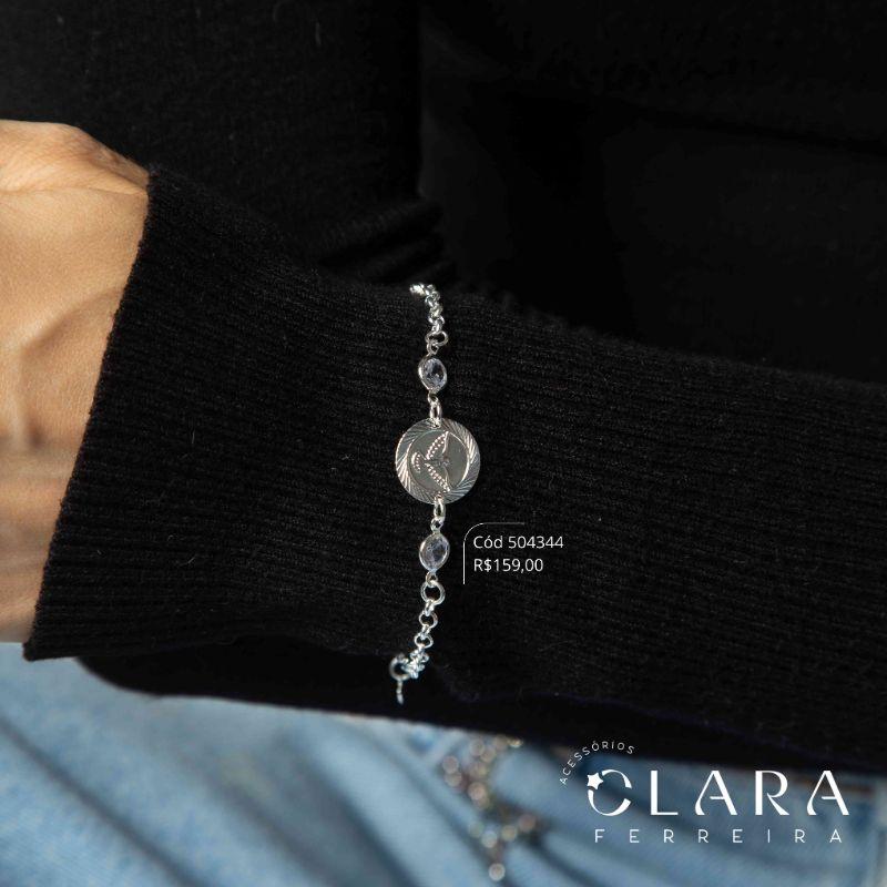 PULSEIRA ELOS PORTUGUÊS C/ 2 TIFFANYS REDONDAS E MEDALHA REDONDA ESPÍRITO SANTO 15MM C/ BORDAS RAIADAS FIXAS - 17CM - Banho de Prata