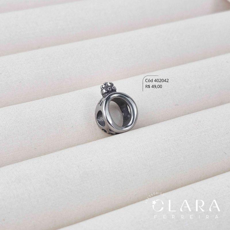 BERLOQUE SEPARADOR LETRA O C/ COROA E LATERAL CORAÇÕES - 15X7MM - Aço