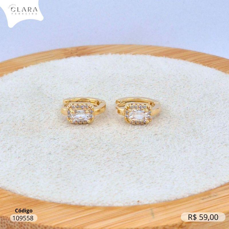 BRINCO ARGOLINHA CLICK COM ZIRCONIA RETANGULAR 4MM ADORNADA MICROZIRCONIAS - 12X2MM - PEÇA VENDIDA - Dourado