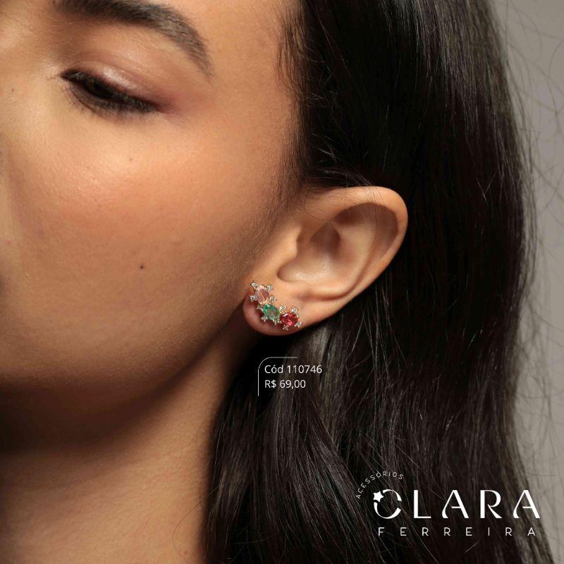 BRINCO EAR CUFF 3 ZIRCÔNIAS OVAIS ADORNADAS ZIRCÔNIAS REDONDAS - 21MM - Dourado