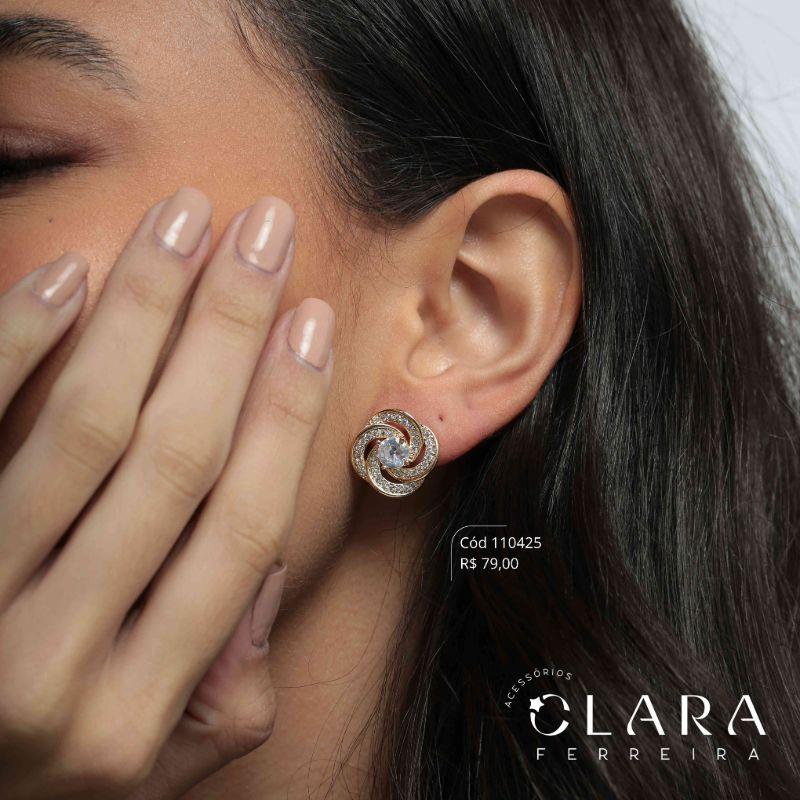 BRINCO FLOR ESPIRAL MICROZIRCÔNIAS C/ MIOLO ZIRCÔNIA REDONDA 5MM - 16MM - Dourado