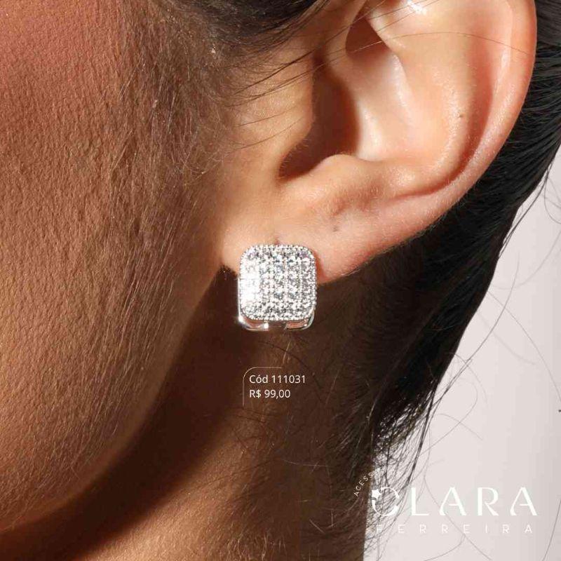 BRINCO ARGOLINHA CLICK C/ CHUVEIRINHO QUADRADO MICROZIRCÔNIAS - 12X12MM - Banho de Prata