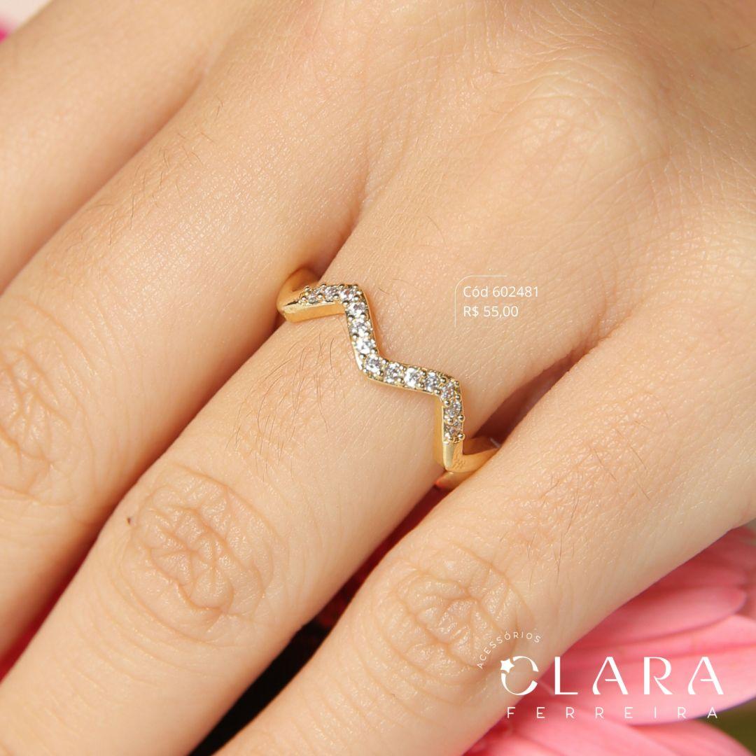 ANEL ONDULADO ZIG ZAG MICROZIRCONIAS - Dourado