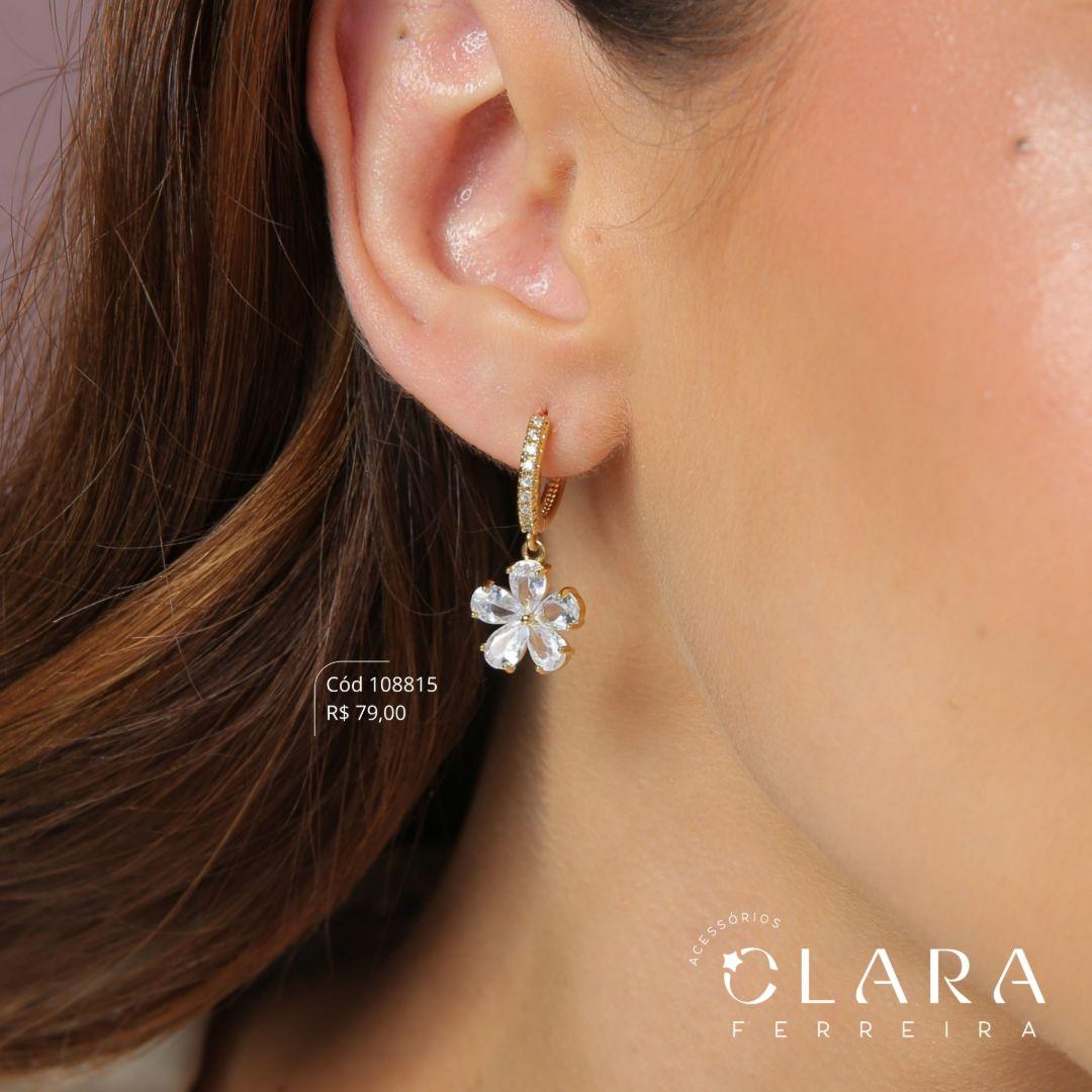BRINCO ARGOLINHA CLICK 1 FILEIRA MICROZIRCONIAS C/ FLOR PENDURADA PETALAS ZIRCONIAS GOTA 3MM  - 13X2MM - Dourado