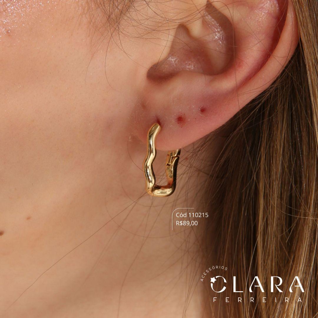 BRINCO ARGOLINHA CLICK LISA ONDULADA - EDIÇÃO LIMITADA - 24X4MM - Dourado